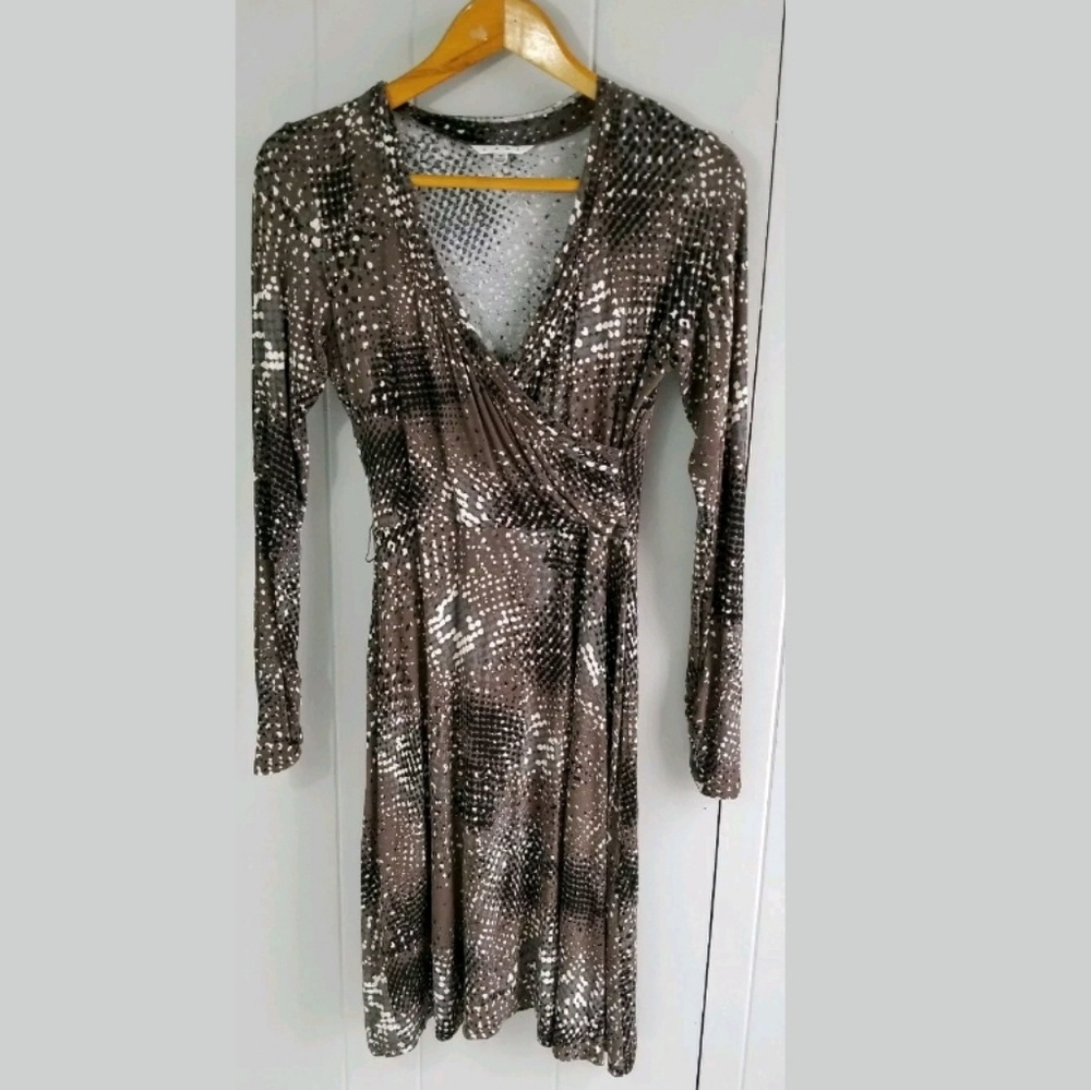 Cabi Wrap Stretch Dress Brown Gray Black long slv